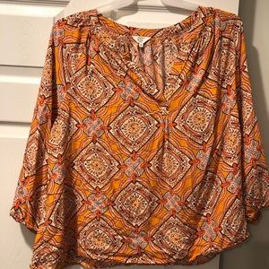 Crown and Ivy 3/4 sleeve top